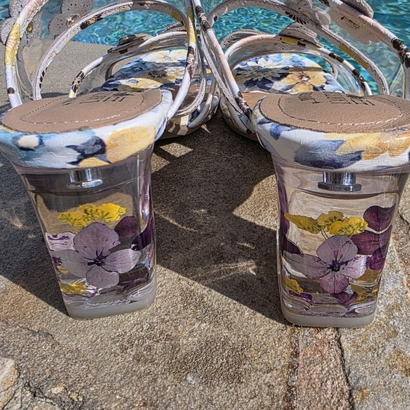 L'Artiste By Spring Step Adorned-Brile Floral Butterfly Wedges EU 38 US 8 - Picture 4 of 8